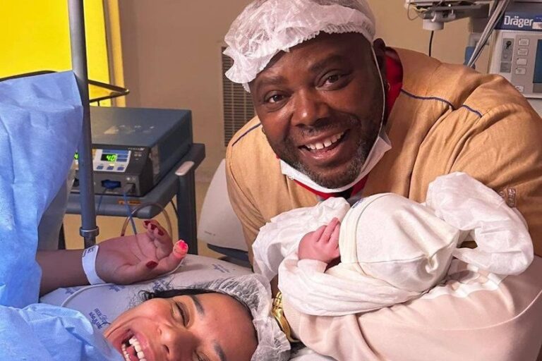 Érico Brás celebra o nascimento de sua terceira filha, Ísis Brás