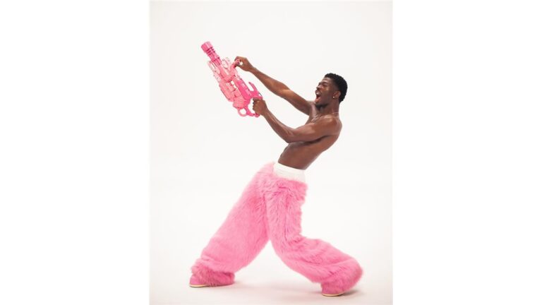 Lil Nas X lança cinco singles em cinco dias para fugir do cancelamento