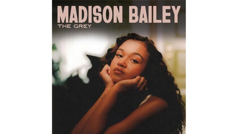 Madison Bailey, atriz de “Outer Banks”, estreia como cantora