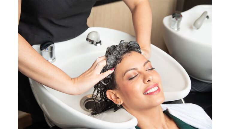 Verão sem danos: cuide da sua pele e cabelos com soluções naturais