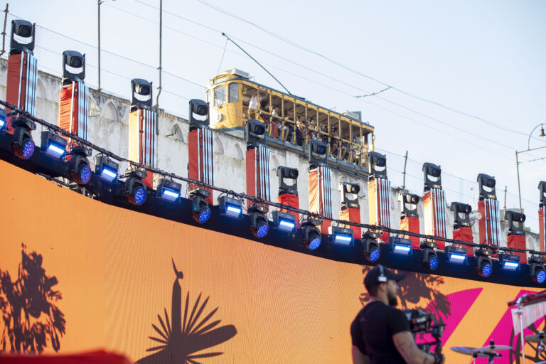 João Gomes: A Poética do Piseiro nos Arcos da Lapa – Uma Nova Era Musical Sob as Luzes do Rio